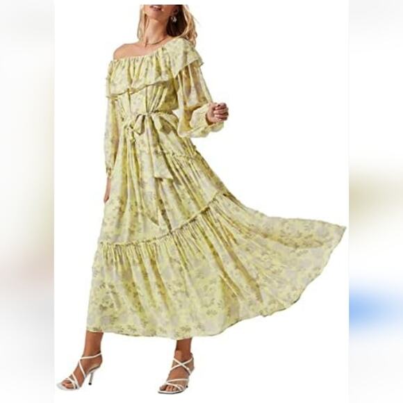 Astr Kaylani Floral Flowy Summer Dress Off Shoulder with ruffle and tiers Size M - Picture 4 of 13